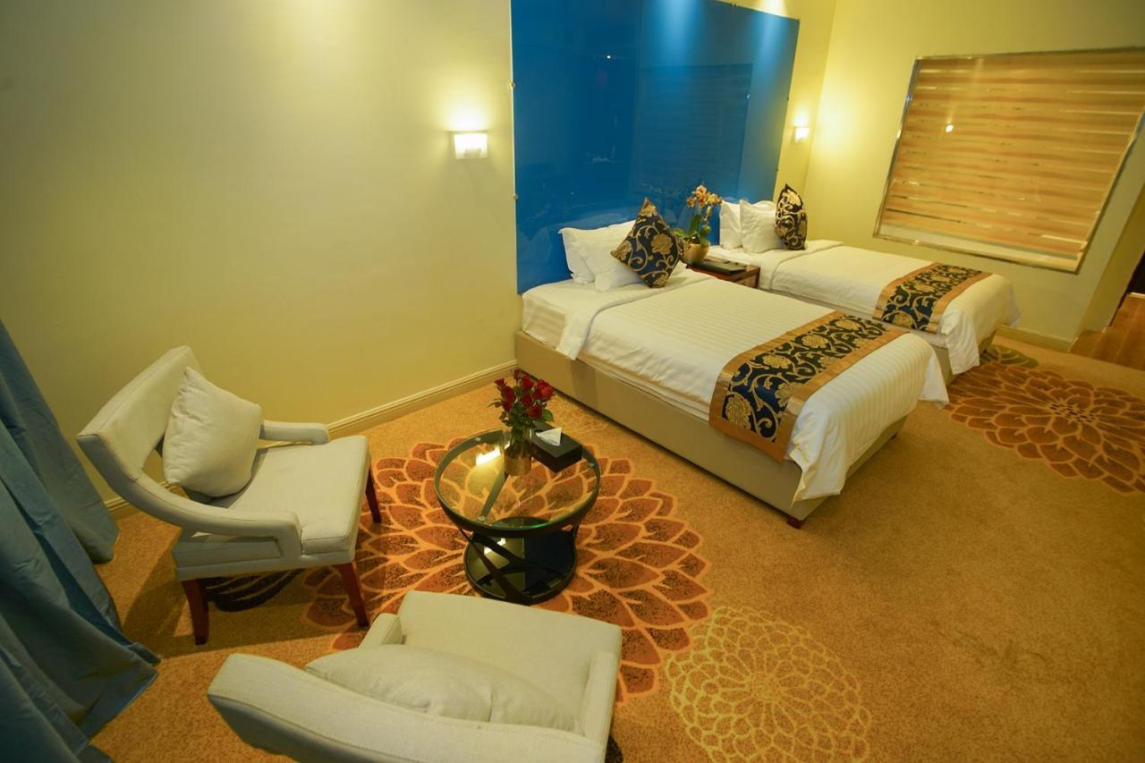 Grand Park Hotel Μανταλέι Εξωτερικό φωτογραφία