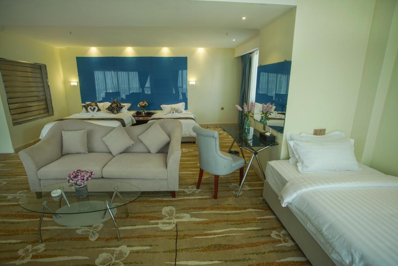 Grand Park Hotel Μανταλέι Εξωτερικό φωτογραφία