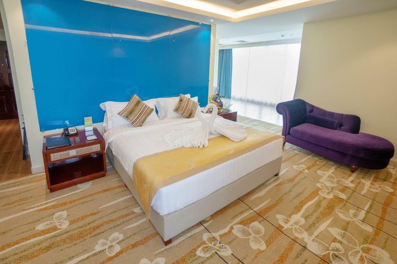Grand Park Hotel Μανταλέι Εξωτερικό φωτογραφία