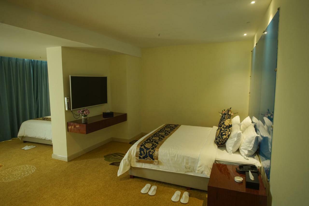 Grand Park Hotel Μανταλέι Εξωτερικό φωτογραφία