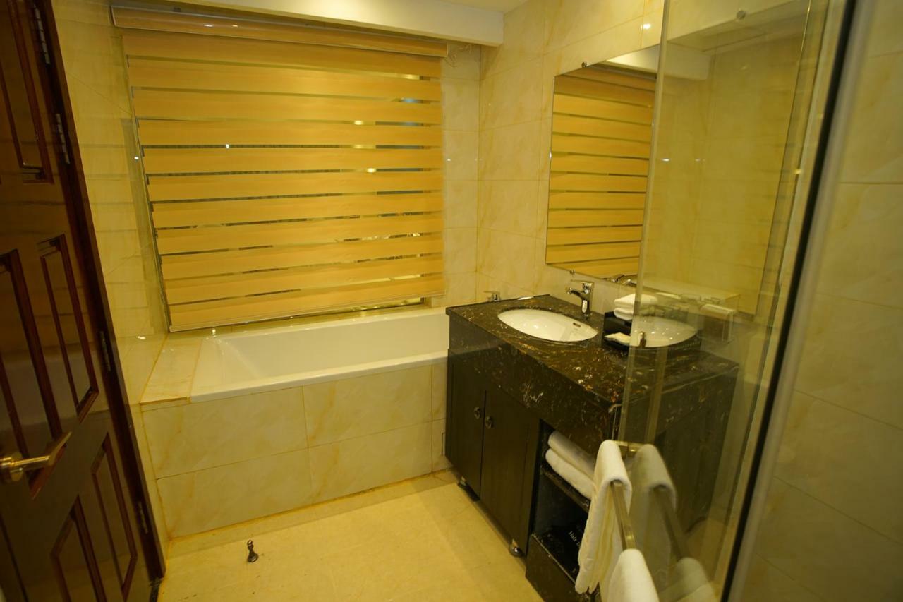 Grand Park Hotel Μανταλέι Εξωτερικό φωτογραφία